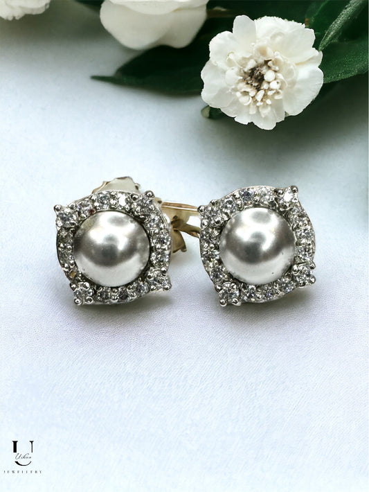 Pearl Zirconia Studs