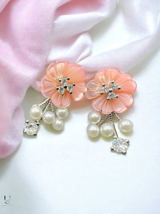 Peach Mop Fower Stud