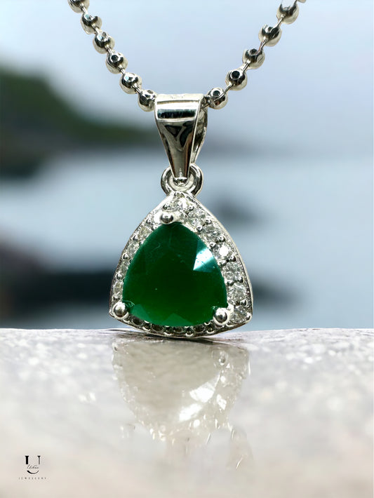 Emerald Pendant Set