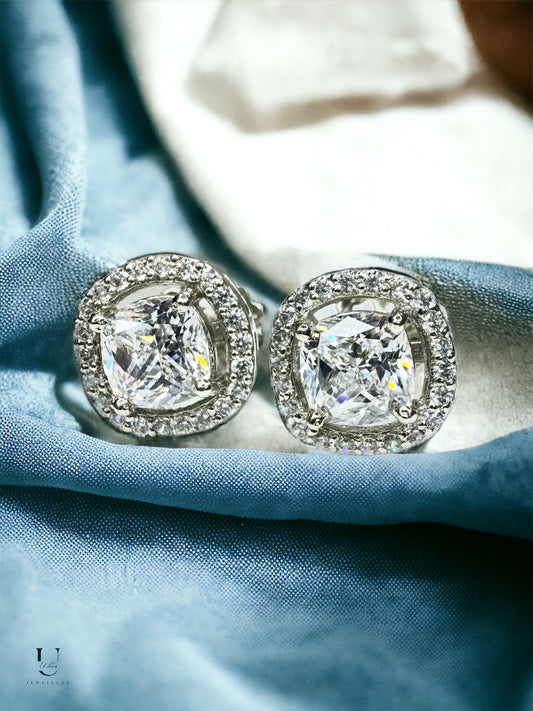 Solitaire Zirconia Stud