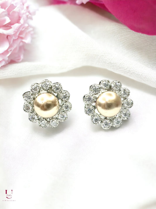 Pearl Zirconia Stud