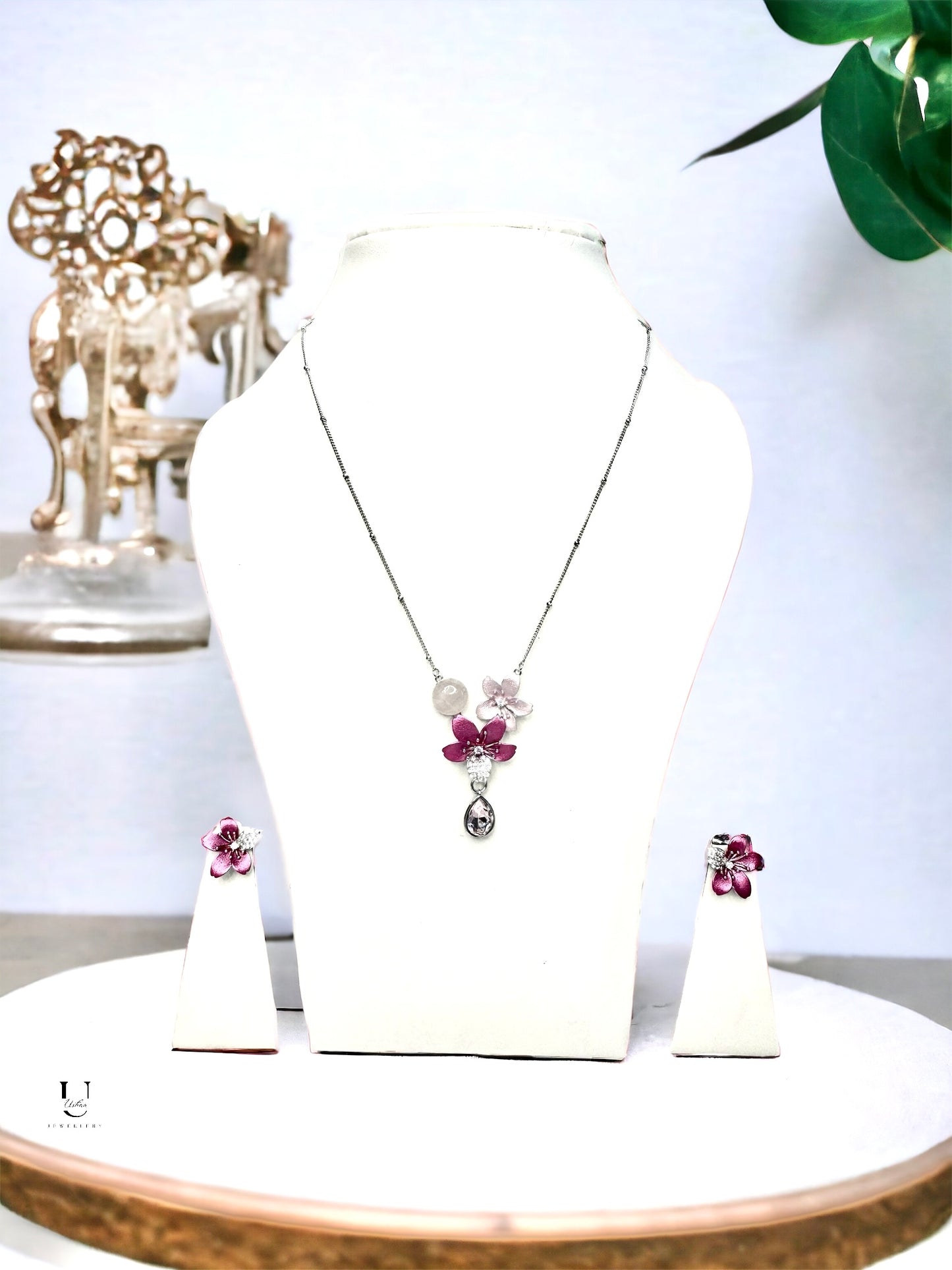Floral Pendant Set